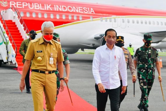 Jokowi ke Jateng Lagi, Lihat Tuh Siapa yang Mendampingi - JPNN.COM