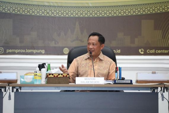 Silatnas APDESI Gaungkan Presiden 3 Periode, Menteri Tito Dituntut Bertindak - JPNN.COM