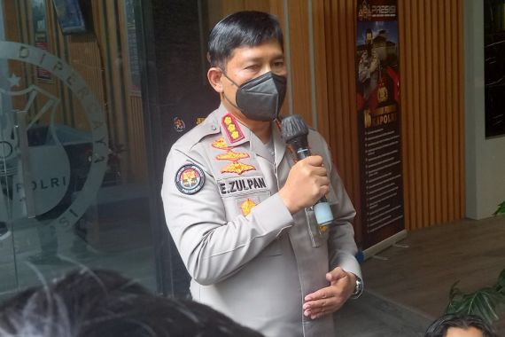 Apa Kabar Terkini Kasus Denny Siregar di Polda Metro Jaya? Kombes Zulpan Bilang Begini - JPNN.COM