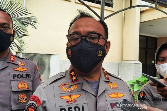 Polri Mencatat Ada 211 Ribu Kendaraan Belum Mudik dari Jakarta - JPNN.COM