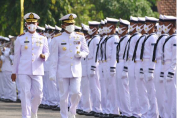 Laksamana Madya TNI Nurhidayat Sebut Pengawak Alutsista TNI AL, Ada Apa? - JPNN.COM