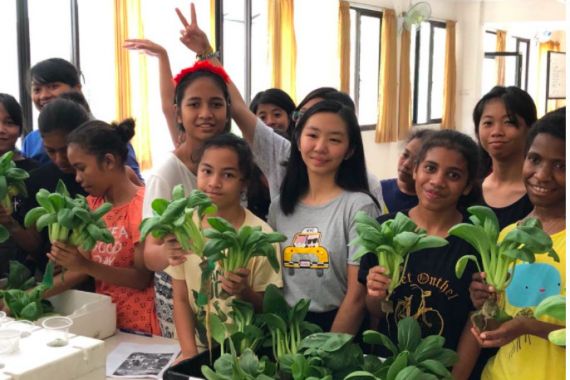 Claire Angela Santoso, Siswa Pencetus EcoGreen Hydroponics - JPNN.COM