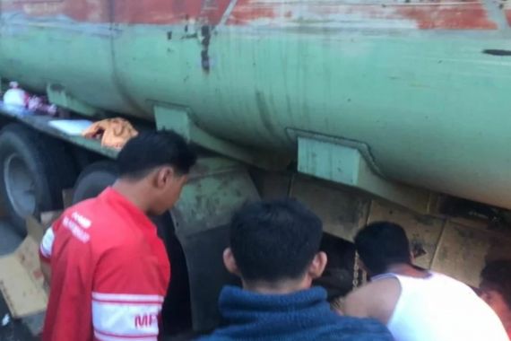 Kecelakaan Maut di Jalan Raya Bukittinggi-Payakumbuh, Pengendara Sepeda Tewas Mengenaskan - JPNN.COM