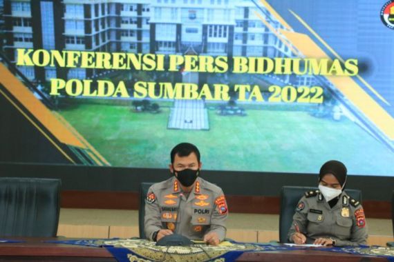 5 Oknum Polisi Diduga Membekingi Prostitusi, Irjen Teddy Minahasa Langsung Bereaksi - JPNN.COM