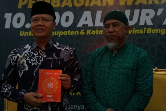 BWA Targetkan 100 Ribu Quran Wakaf untuk Bengkulu - JPNN.COM