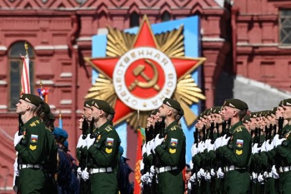Makin Edan, Warga Rusia Rela Kakinya Dipatahkan demi Hindari Wajib Militer - JPNN.COM