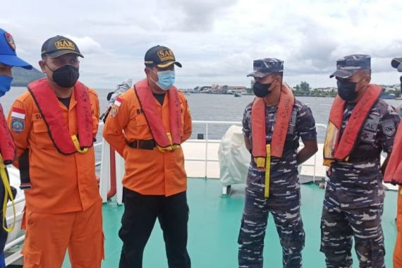 Kapal Berpenumpang 9 Orang Hilang di Perairan Ternate - JPNN.COM