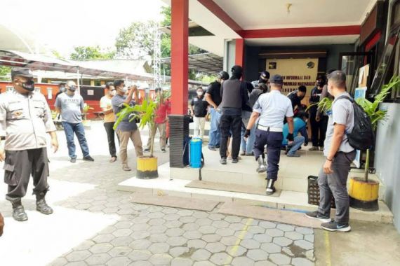 Mendadak, Puluhan Napi Lapas Semarang Dipindah ke Nusakambangan, Ada Apa? - JPNN.COM