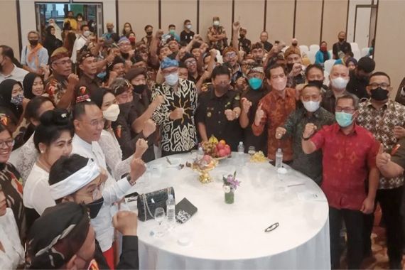 Kang Emil Dukung Hukuman Mati Herry Wirawan - JPNN.COM
