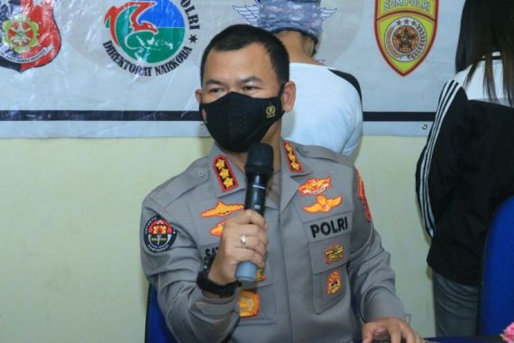 Dokter Palsu yang Melayani Perawatan Kecantikan di Padang Ditangkap Polisi  - JPNN.COM