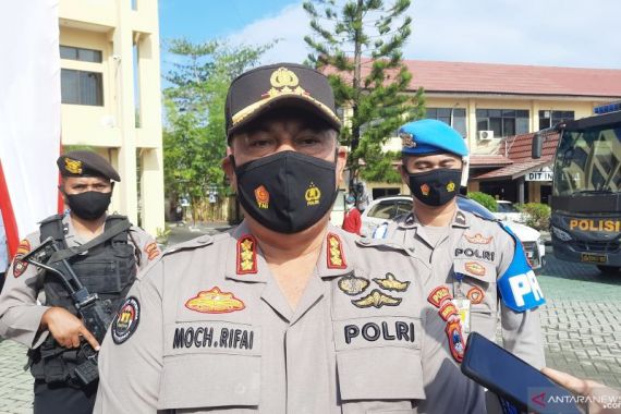 5 Anggota Polisi dari Satuan Reserse Narkoba Polres Banjar Dinonaktifkan - JPNN.COM