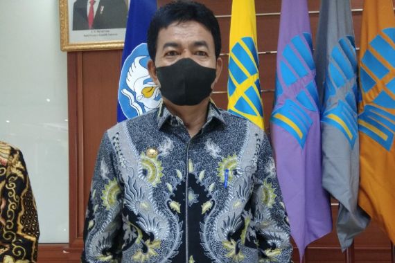 Soal Gaji dan Tunjangan PPPK Guru 2021, Pak Bupati: Jungkir Balik pun Susah Memenuhinya - JPNN.COM