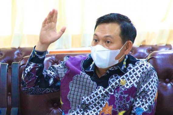 Presiden Resmikan Taksonomi Hijau OJK, Sultan Ingatkan Urgensi RUU Perubahan Iklim - JPNN.COM