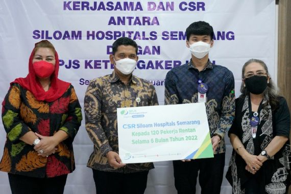 RS Siloam Bantu Lindungi Pengojek dan Juru Parkir dari Kecelakaan - JPNN.COM