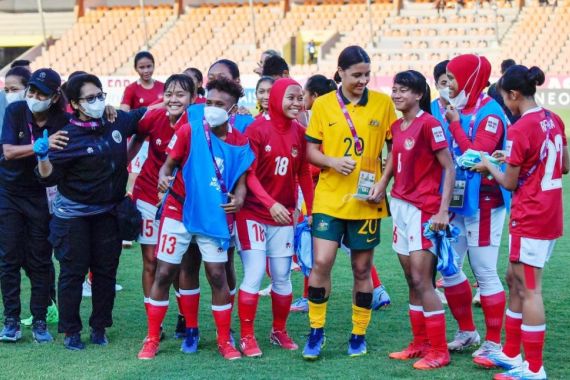 Kalah Telak dari Australia, Garuda Pertiwi Tetap Tersenyum, Lihat - JPNN.COM