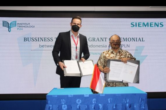 Siemens Indonesia Berikan Hibah Teknologi ke Institut Teknologi PLN - JPNN.COM