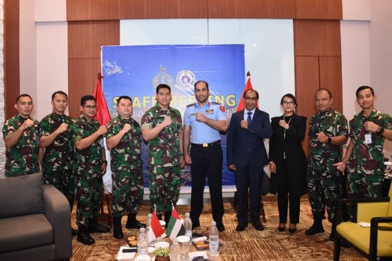 TNI AL Menginisiasi Kerja Sama dengan United Arab Emirates Navy - JPNN.COM
