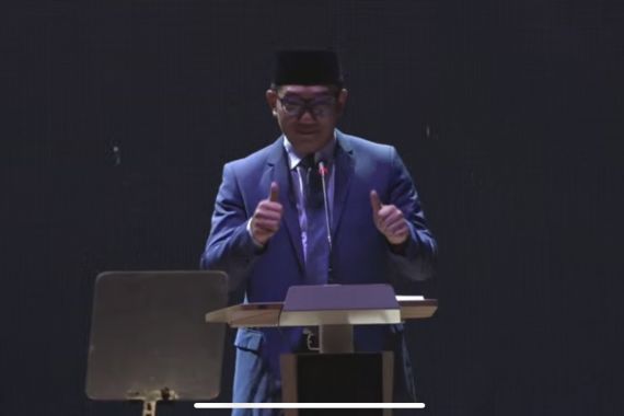 Di Hadapan Zulkifli Hasan hingga Anies Baswedan, Kang Emil Puji Arsitektur JIS - JPNN.COM