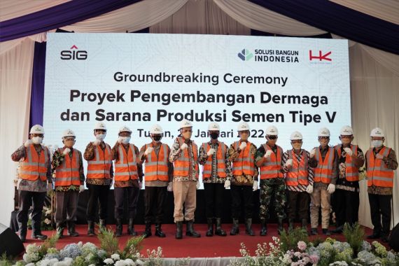 SBI Mulai Garap Proyek Pengembangan Dermaga & Fasilitas Produksi di Pabrik Tuban Rp 1,4 Triliun - JPNN.COM