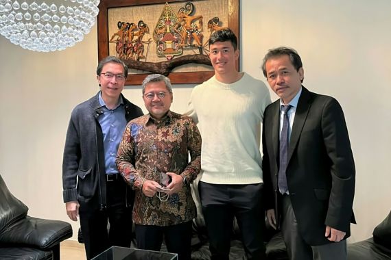 Cyrus Margono Berniat Jadi WNI, Timnas Indonesia Diperkuat 2 Kiper Eropa? - JPNN.COM