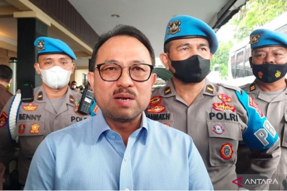 Komisi III DPR Dukung Kejagung Usut Tuntas Kasus Mafia Minyak Goreng - JPNN.COM