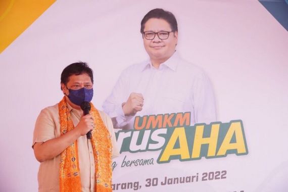 Sinyal Pemulihan Ekonomi Makin Membaik, Menko Airlangga: Pemerintah Terus Bekerja Keras - JPNN.COM