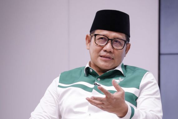 Gus Muhaimin Duga Ribuan Limbah Medis Antigen Sengaja Dibuang ke Selat Bali, Usut - JPNN.COM