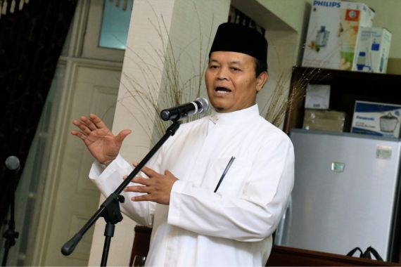 HNW Dorong Dana Zakat untuk Biayai Pendidikan Mahasiswa Muslim Ditingkatkan - JPNN.COM