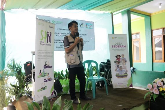 Sinergi Foundation Menumbuhkan Semangat Gotong Royong Lewat Program Perelek Desa Sedekah - JPNN.COM