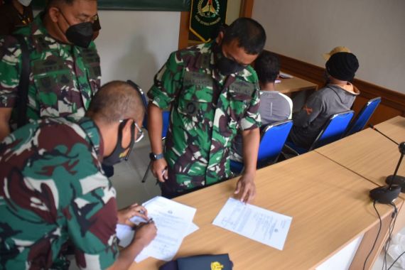 TNI AL Tindak Tegas Penangkap dan Penyelundup Satwa Langka - JPNN.COM