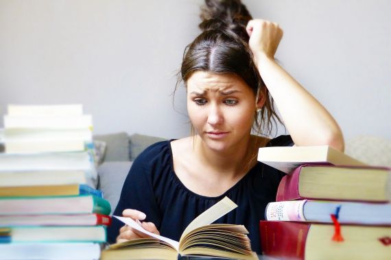 5 Trik Atasi Stres Berlebihan Saat Bekerja dari Rumah - JPNN.COM