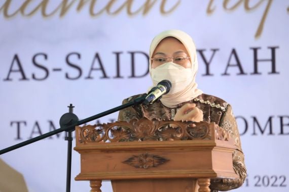 Menaker Ida Dorong Santri Manfaatkan Teknologi dan Informasi sebagai Media Dakwah - JPNN.COM