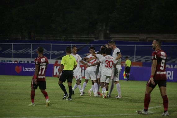 Yakob Sayuri Selamatkan PSM dan Patahkan Rekor Kemenangan Bali United - JPNN.COM