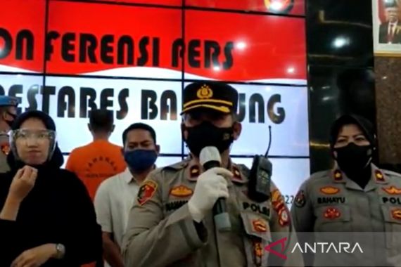 Kompol Nanang Soal Pisau Pelaku Pembunuhan Sadis Ibu Guru di Halaman Sekolah, Ternyata - JPNN.COM