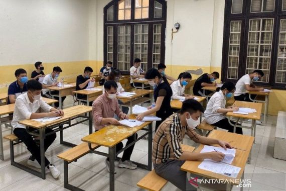 Tanpa Kegaduhan, Vietnam Izinkan Siswa Belajar di Sekolah - JPNN.COM