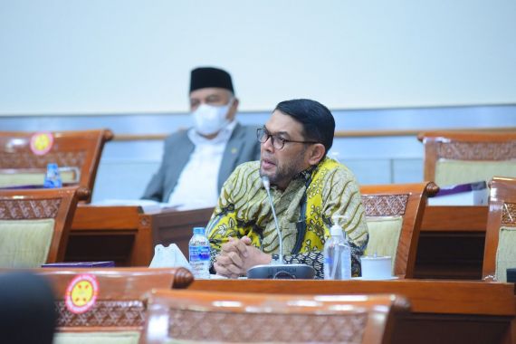 Nasir Djamil Minta Polisi Lindungi Warga Desa Wadas - JPNN.COM