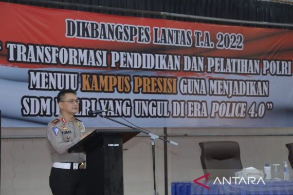 Irjen Firman Shantyabudi Minta Polisi Lalu Lintas tak Mencoreng Nama Baik Institusi - JPNN.COM