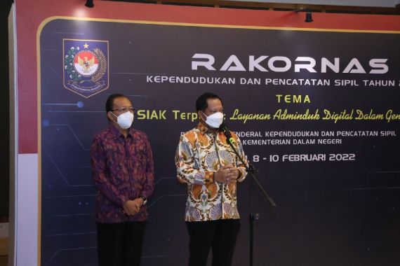 Mendagri Tito Tegaskan Pentingnya Integritas Dukcapil untuk Berantas Pungli - JPNN.COM