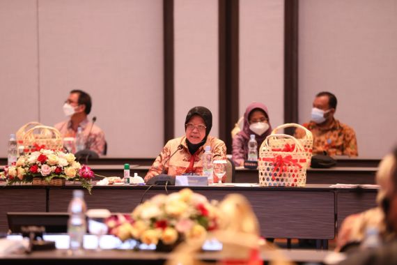 DPR RI Mendukung Kebijakan Mensos Risma Merestrukturisasi Organisasi - JPNN.COM