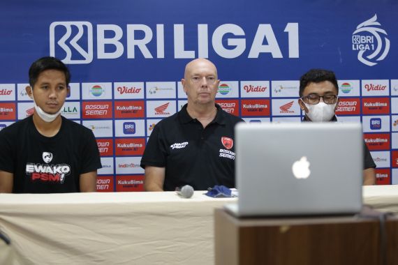 Sembuh dari Sakit, Pelatih PSM Langsung Tebar Ancaman ke Borneo FC - JPNN.COM