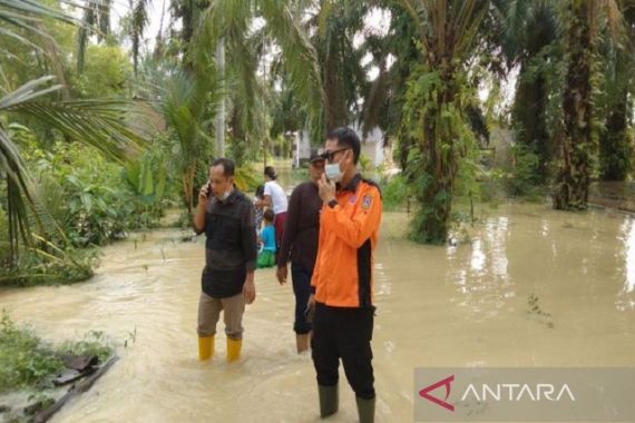 Ribuan Kepala Keluarga Terdampak Banjir di Tebing Tinggi - JPNN.COM