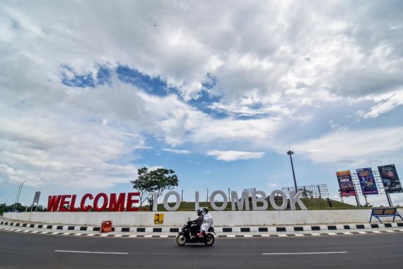 Bangkitkan Perekonomian, Para UMKM di NTB Siap Menyambut MotoGP 2022 - JPNN.COM