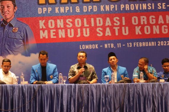 Pesan Gubernur Zulkieflimansyah Saat Membuka Rakornas DPP KNPI - JPNN.COM