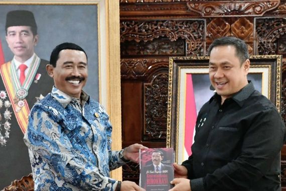 Ribuan Praja Ikuti Sesi Kepemimpinan, Rektor IPDN: ASN Harus Memiliki Value dan Berakhlak - JPNN.COM