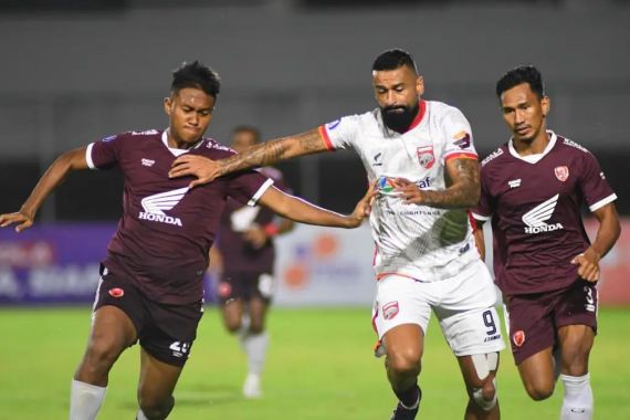 Borneo FC Sukses Benamkan PSM Makassar, Fakhri Husaini: Modal yang Berharga - JPNN.COM