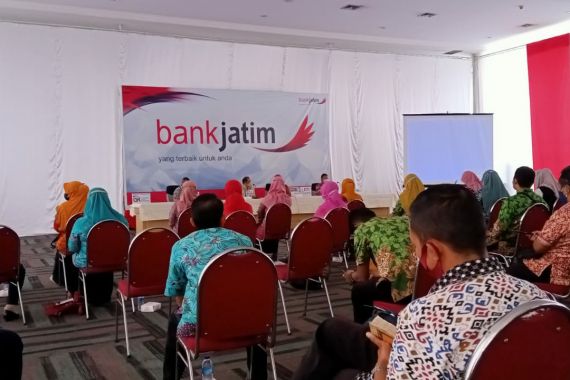 Dana JHT Tak Sesuai Harapan, Ketum Forum PPPK: Ya, Mau Bagaimana Lagi - JPNN.COM