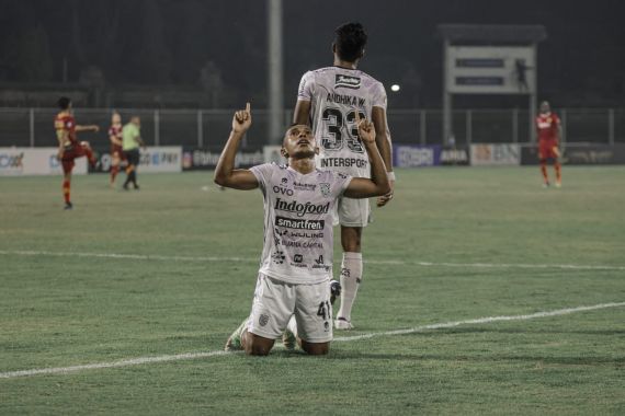 Cetak Gol Debut Bagi Bali United, Irfan Jaya Tebar Ancaman untuk Mantan - JPNN.COM