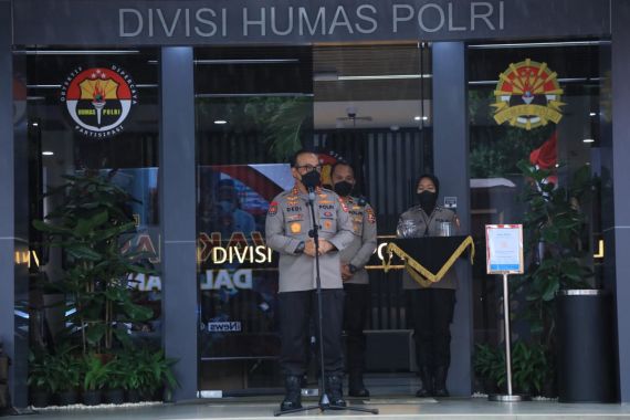 Humas Polri Peringati Hari Pers Nasional dengan Gelar Vaksinasi Booster untuk Jurnalis - JPNN.COM