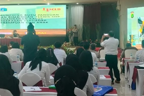Irjen Fadil Akui Banyak Polisi Gagap Menangani Korban Kekerasan - JPNN.COM