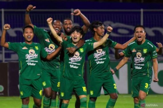 Mustaqim Sebut Mental Pemain Persebaya 100 Persen Jelang Lawan Arema - JPNN.COM